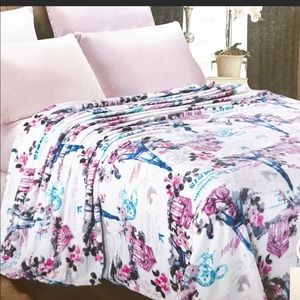 Eiffle Tower Paris Micro Plush  Throw Blanket